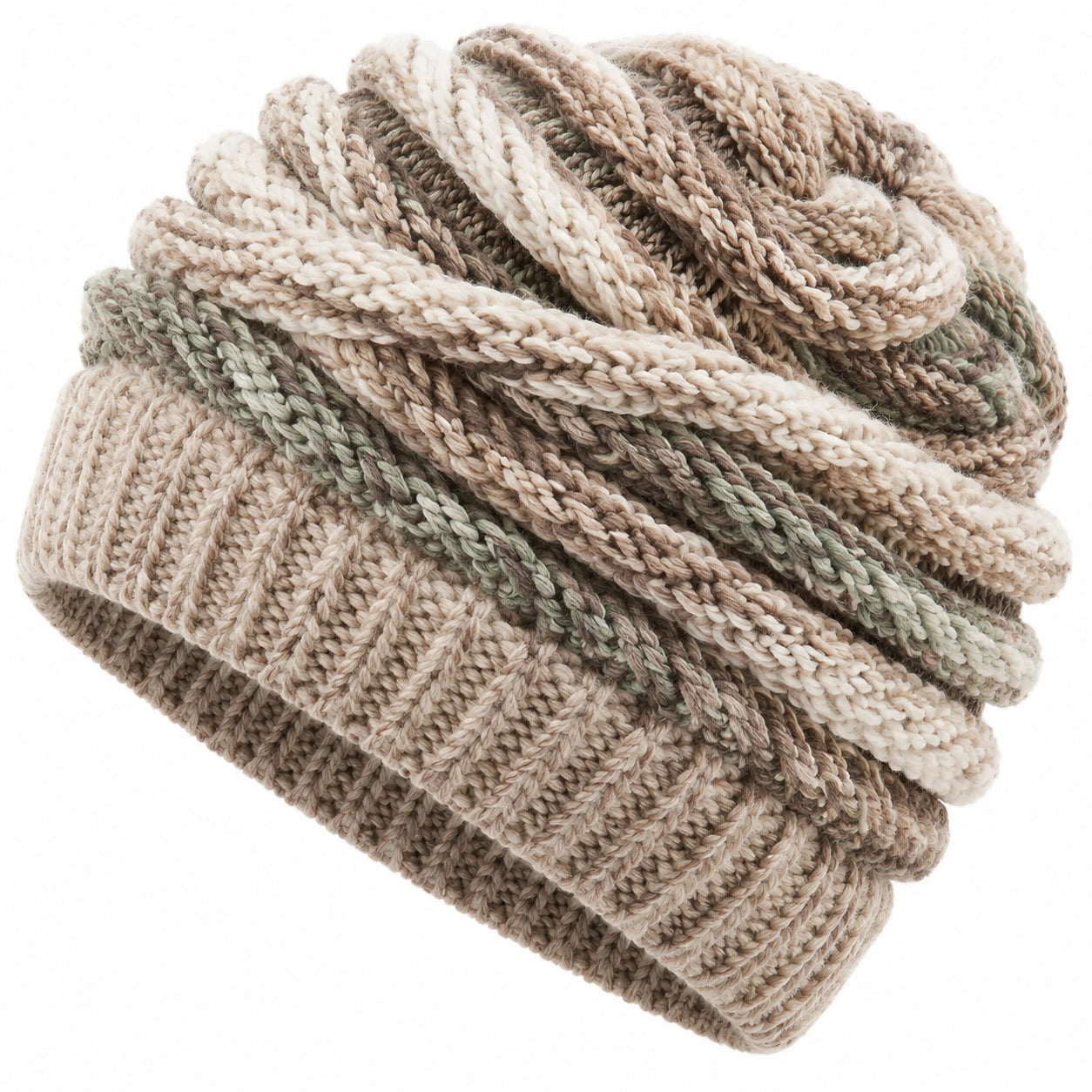 Bonnet en tricot torsadé beige, marron et vert